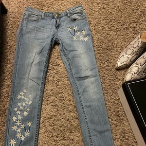 Used jeans light wash color🌈🛍✨